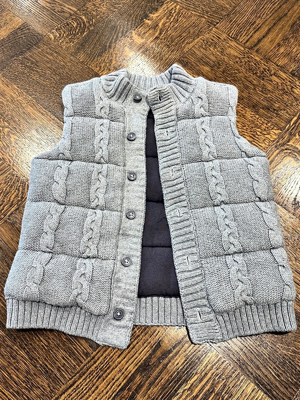 Jane and Jack Cable Knit Puffer Vest Gray Size 3T-4T Like New not worn